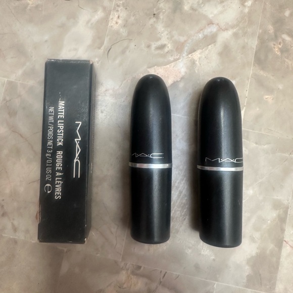 MAC Matte Lipstick Set - Picture 1 of 5